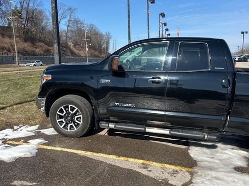 Used 2018 Toyota Tundra Limited image 3