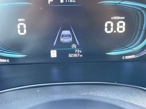 Used 2025 Kia Soul LX w/ LX Technology Package image 38