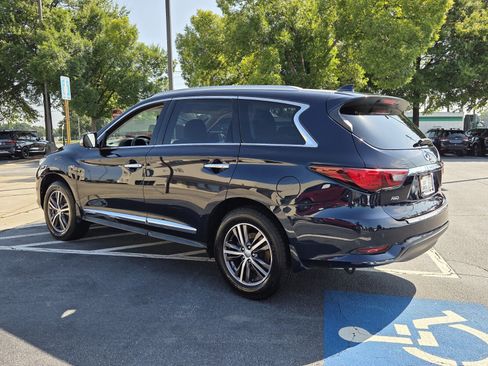 Used 2019 INFINITI QX60 Luxe w/ Essential Package AWD/4WD image 8