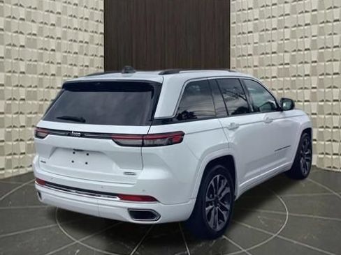 Certified 2023 Jeep Grand Cherokee Overland w/ Adv Protech Group III AWD/4WD image 12