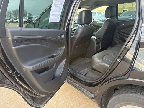 Used 2017 Buick Envision Essence image 17