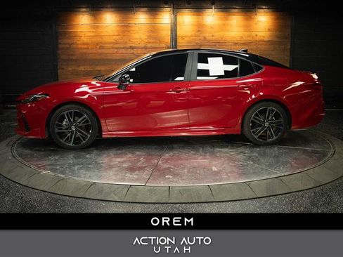 Used 2025 Toyota Camry XSE AWD/4WD image 1