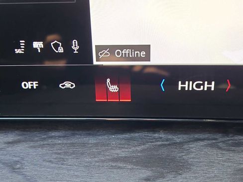 Certified 2025 Audi Q5 Premium w/ Convenience Package image 21