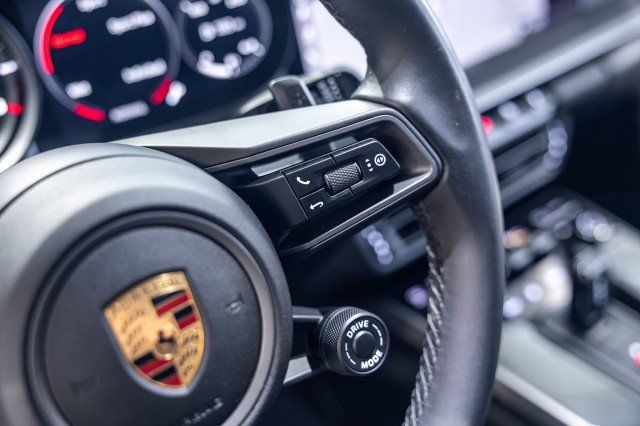 Used 2020 Porsche 911 Carrera 4S AWD/4WD image 34