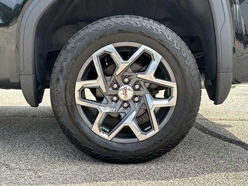 Certified 2023 GMC Sierra 1500 SLT w/ SLT Premium Package AWD/4WD image 14