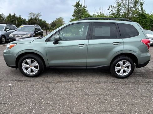 Used 2015 Subaru Forester 2.5i Premium w/ All-Weather Package AWD/4WD image 8