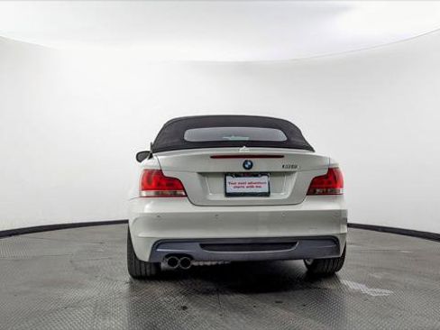Used 2013 BMW 135i Convertible image 27