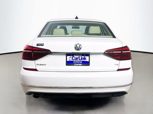 Used 2017 Volkswagen Passat 1.8T R-Line FWD image 7