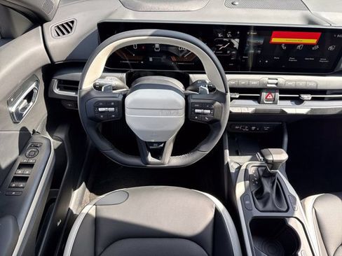 New 2026 Kia K4 GT-Line Turbo FWD image 11