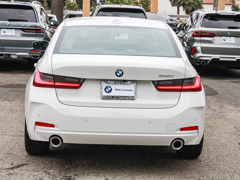 Certified 2026 BMW 330i Sedan w/ Convenience Package RWD image 4