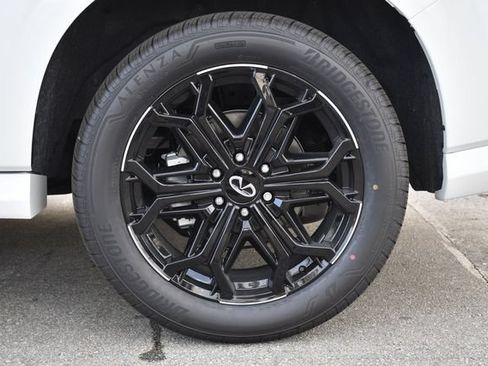 New 2027 INFINITI QX80 Sensory w/ Sport Exterior Package AWD/4WD image 36