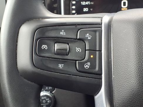 Certified 2025 GMC Sierra 1500 SLT image 30