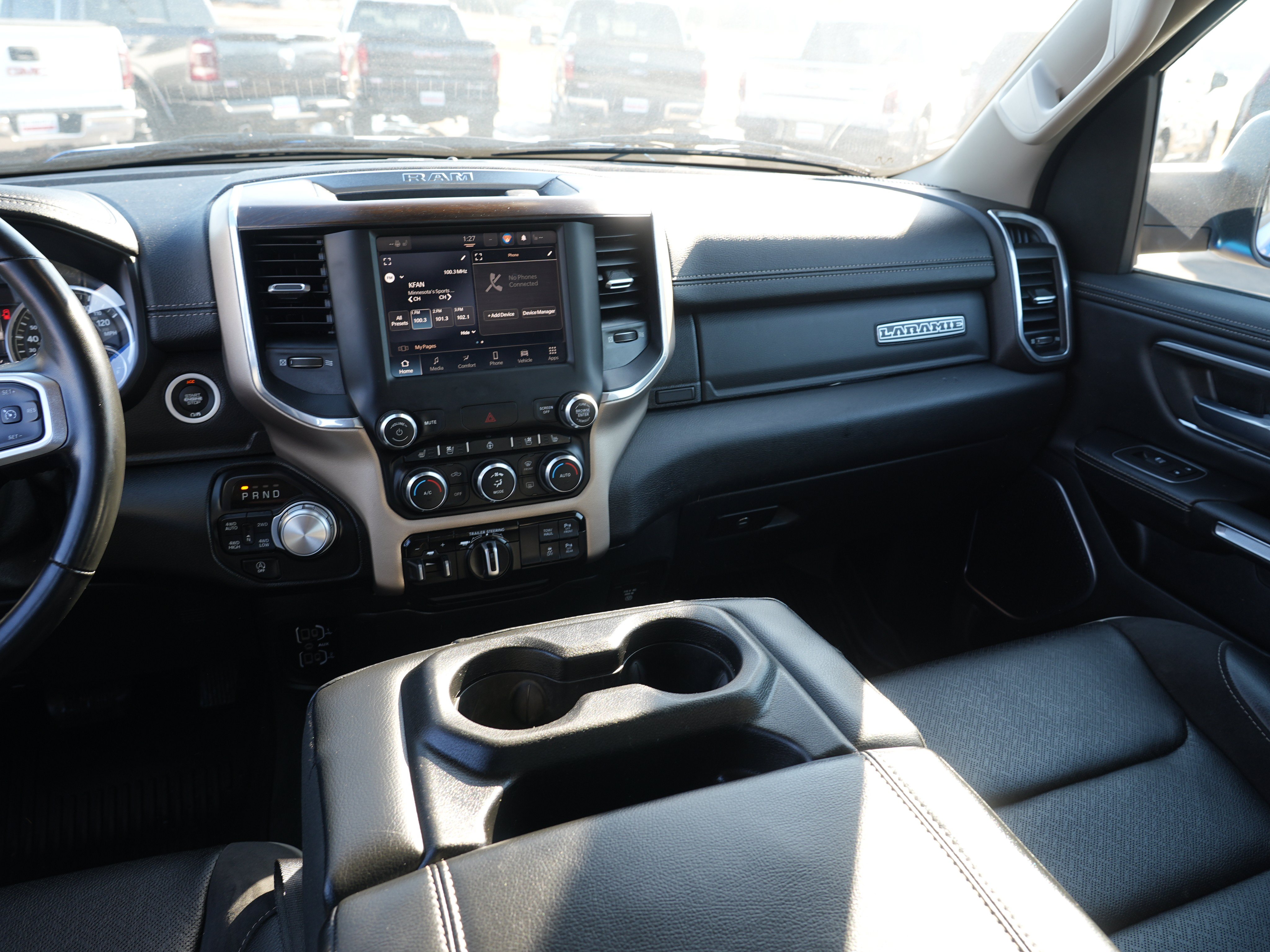 Used 2022 RAM 1500 Laramie AWD/4WD image 21