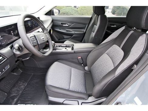 New 2026 Nissan Sentra SV w/ SV Convenience Package FWD image 6