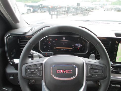 New 2026 GMC Sierra 1500 SLT w/ SLT Premium Plus Package AWD/4WD image 21
