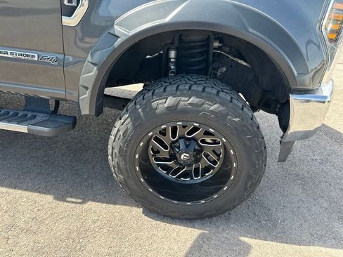 Used 2019 Ford F250 Lariat w/ Chrome Package AWD/4WD image 19