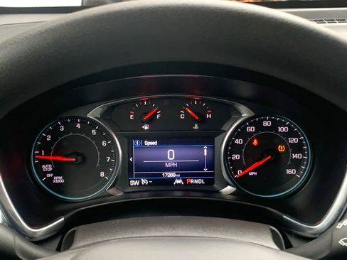 Certified 2022 Chevrolet Equinox LS w/ LS Convenience Package image 17