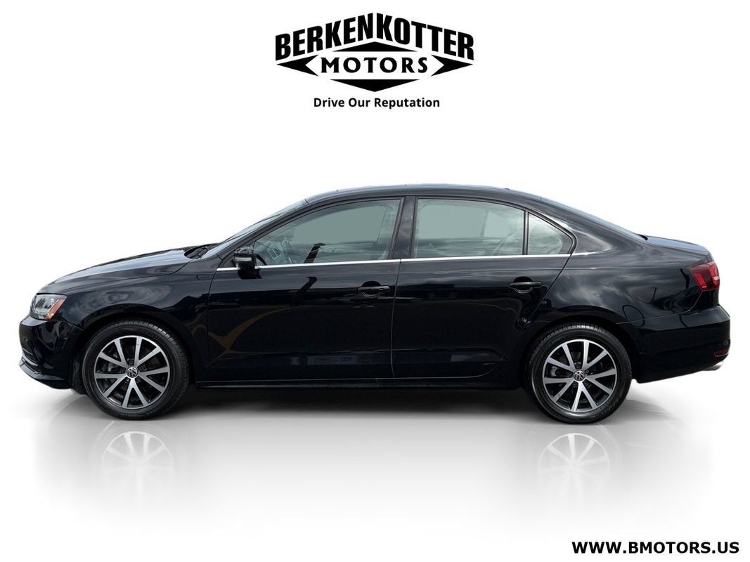 Used 2017 Volkswagen Jetta SE FWD image 6
