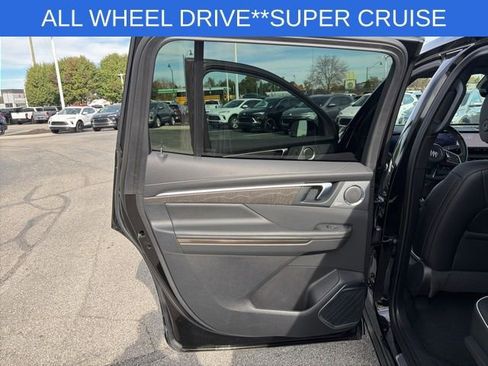 Used 2025 Buick Enclave Avenir w/ Super Cruise Package image 25