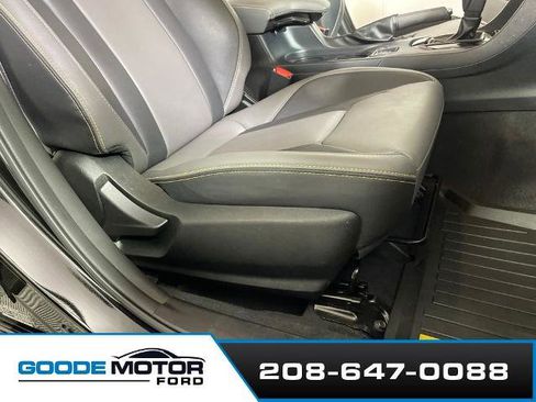 Used 2021 Subaru Crosstrek 2.5i Sport w/ Moonroof Package AWD/4WD image 23