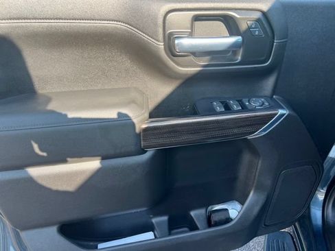 Used 2020 Chevrolet Silverado 1500 LT AWD/4WD image 25