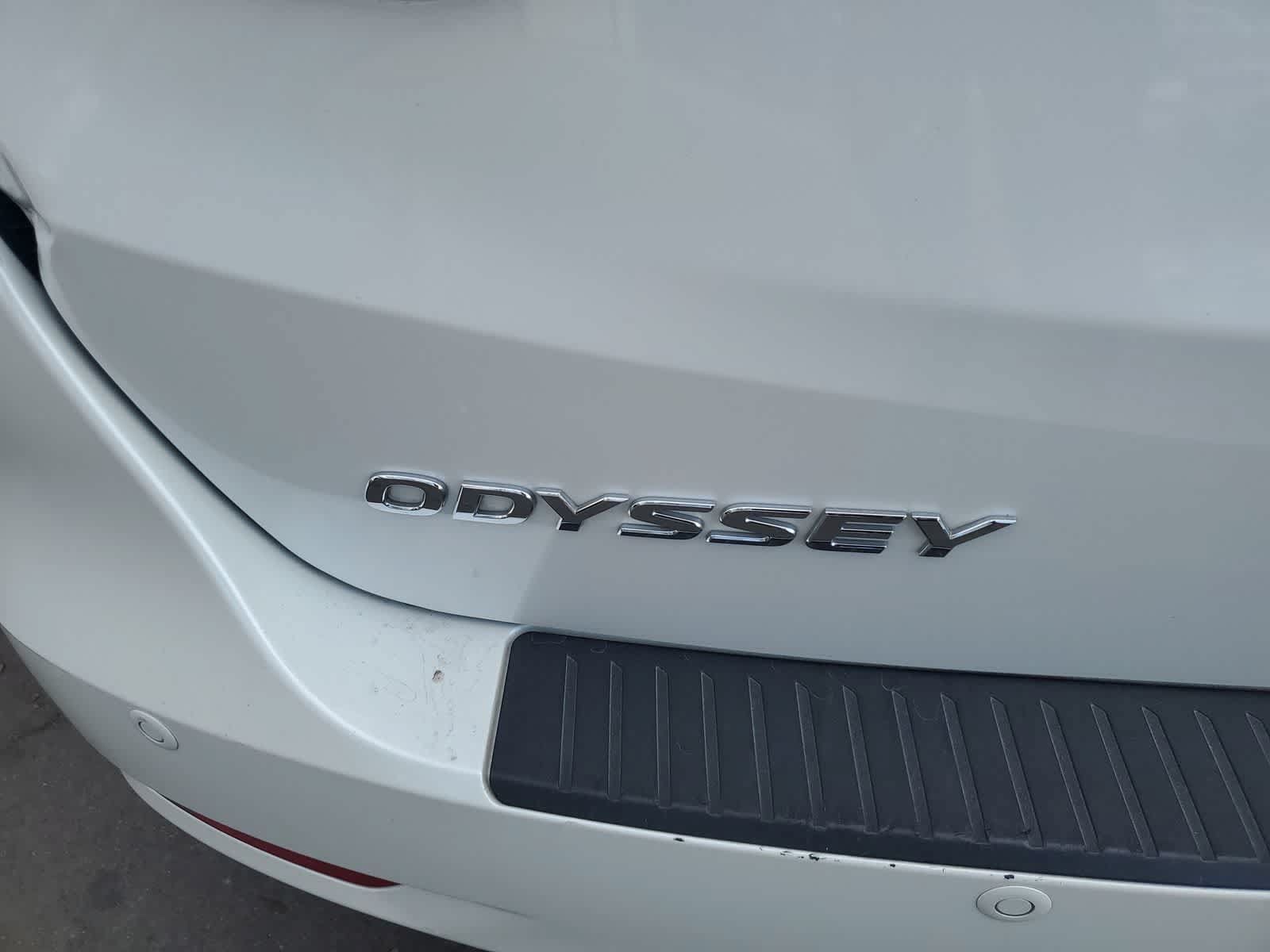 Used 2024 Honda Odyssey Elite image 9