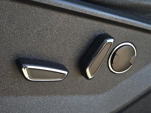 Used 2021 Ford F150 XLT w/ Equipment Group 302A High image 22