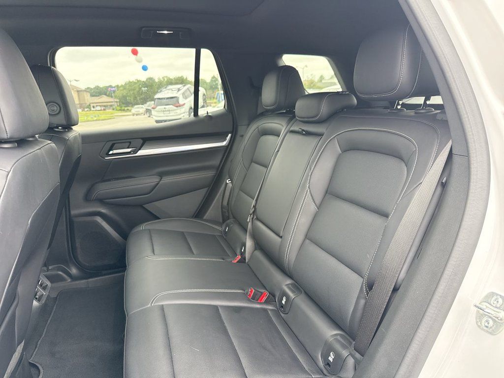 Used 2025 GMC Terrain Elevation w/ Elevation Premium Package AWD/4WD image 20