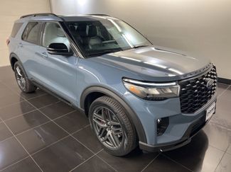 New 2026 Ford Explorer ST-Line video 1