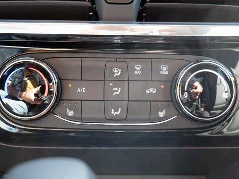 New 2026 Buick Encore GX Sport Touring w/ Advanced Technology Package image 16