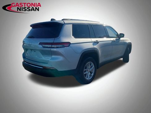 Used 2023 Jeep Grand Cherokee L Laredo image 10