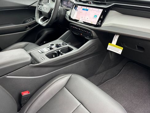 New 2026 Jeep Cherokee Limited image 17