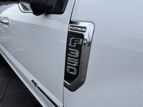 Certified 2021 Ford F350 Platinum image 3