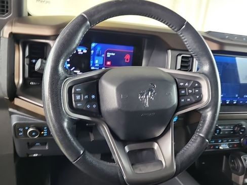 Used 2022 Ford Bronco Outer Banks w/ Sasquatch Package image 6