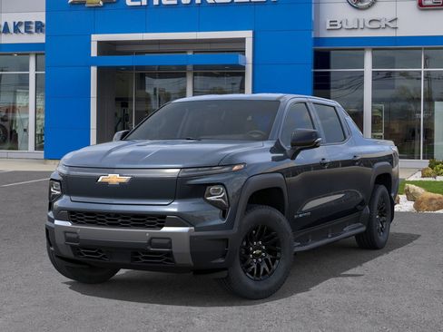 New 2025 Chevrolet Silverado EV LT image 36
