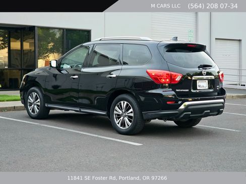 Used 2020 Nissan Pathfinder SL AWD/4WD image 4