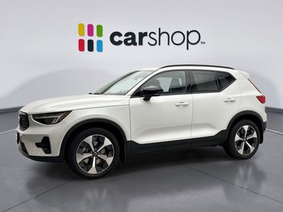 Used 2023 Volvo XC40 B5 Plus w/ Driver Assist Package