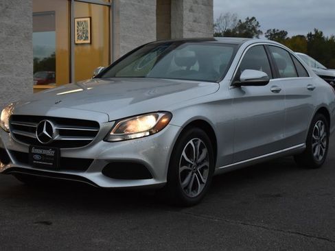 Used 2018 Mercedes-Benz C 300 4MATIC Sedan w/ Premium Package image 12