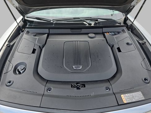 Certified 2024 Cadillac Lyriq Luxury w/ LPO, Floor Liner Package AWD/4WD image 29