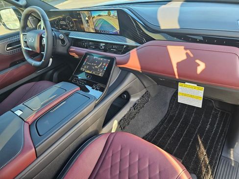 New 2026 INFINITI QX80 Autograph w/ Premium Cargo Package image 13