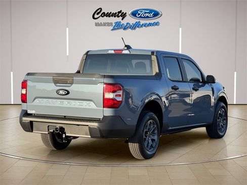 New 2025 Ford Maverick XLT w/ XLT Luxury Package image 25