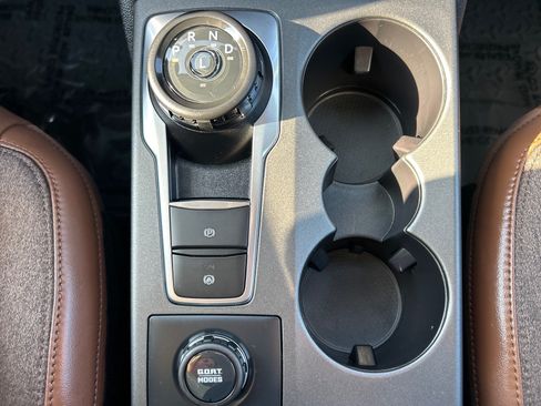Certified 2025 Ford Bronco Sport Outer Banks w/ Outer Banks Tech Package+ AWD/4WD image 26