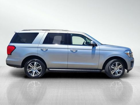 Certified 2024 Ford Expedition XLT AWD/4WD image 3