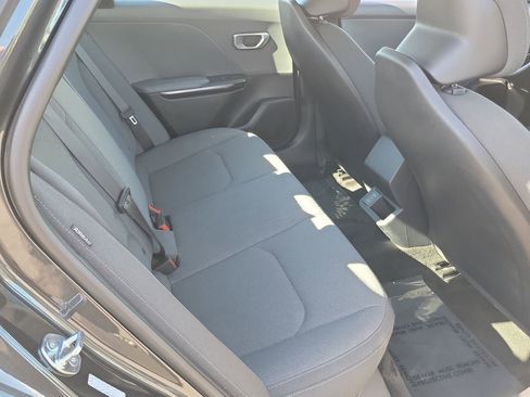 Used 2025 Kia K4 LXS image 20