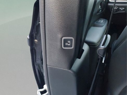 New 2026 Chrysler Pacifica Select FWD image 14