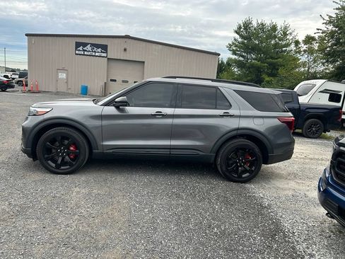 Used 2023 Ford Explorer ST w/ Equipment Group 401A AWD/4WD image 7