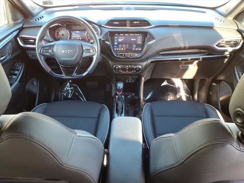Certified 2023 Chevrolet TrailBlazer RS w/ Sun and Liftgate Package image 15