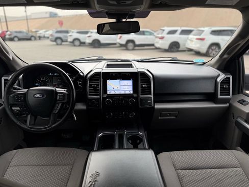 Used 2019 Ford F150 XLT w/ Equipment Group 302A Luxury AWD/4WD image 18