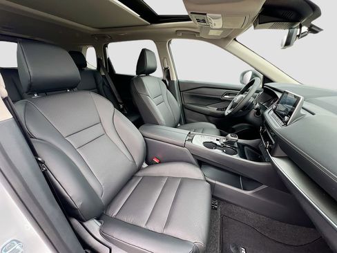 New 2026 Nissan Rogue SV image 27