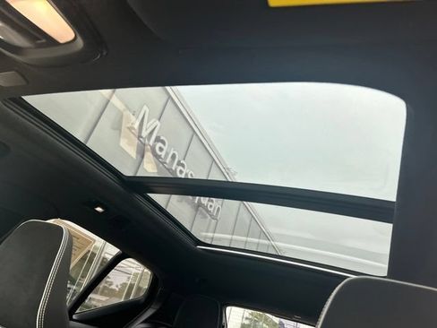 Certified 2025 Volvo XC40 B5 Plus AWD/4WD image 26